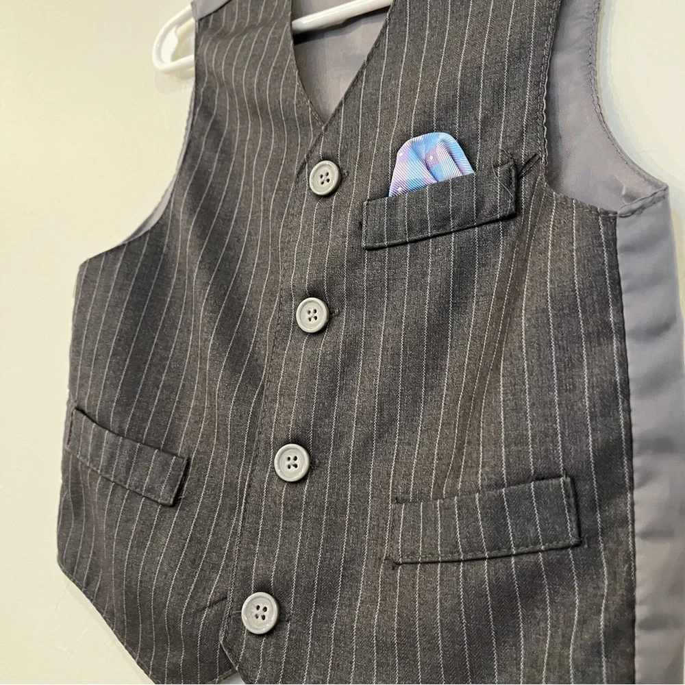 Kids Gray Pinstripe Toddler Boy Suit Vest Pocket Square Size 2T